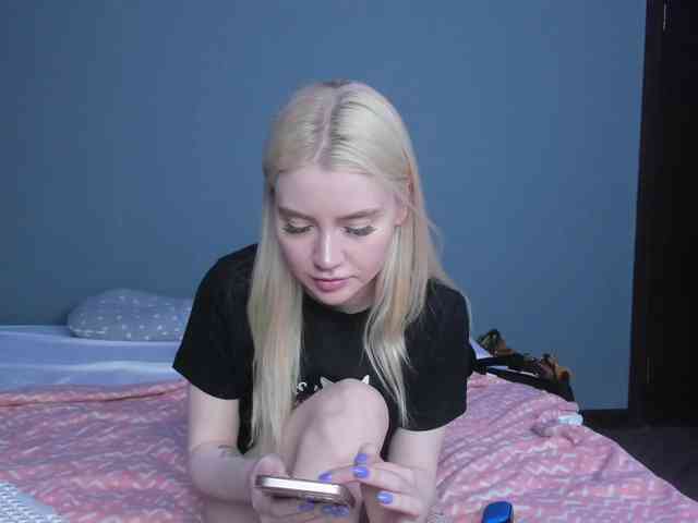 LillieBerry webcam
