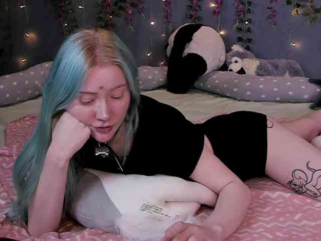 LillieBerry webcam