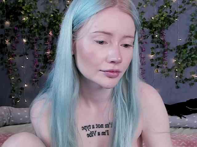 LillieBerry webcam