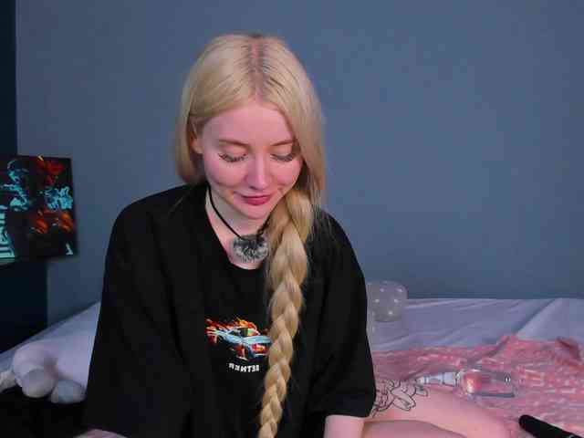 LillieBerry webcam