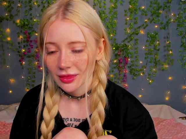 LillieBerry LillieBerry
