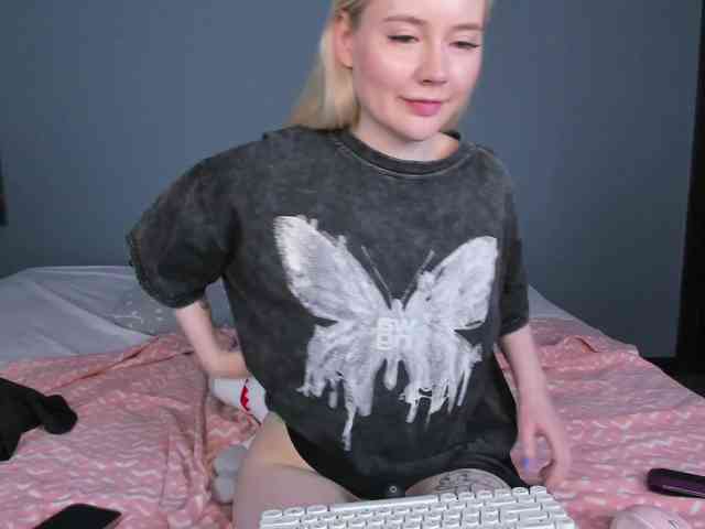 LillieBerry webcam
