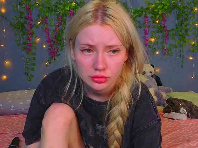 LillieBerry webcam