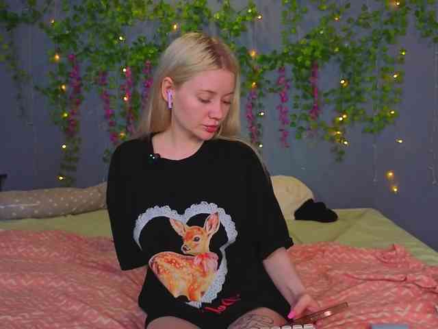 LillieBerry webcam