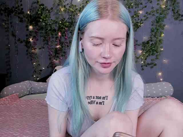 LillieBerry webcam