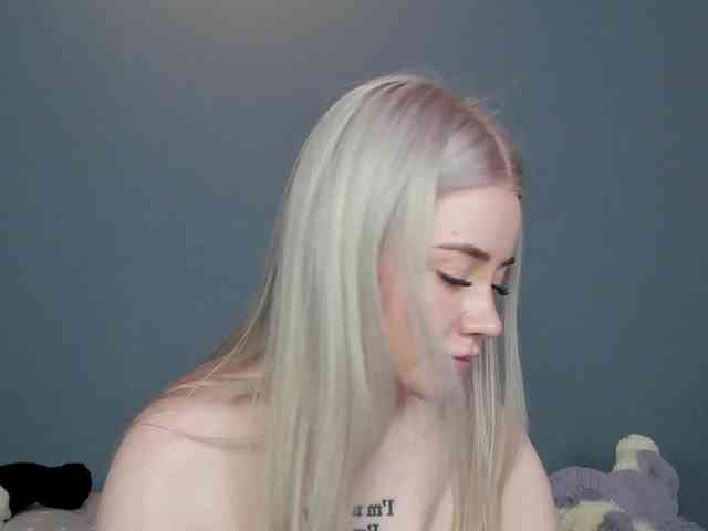 LillieBerry webcam