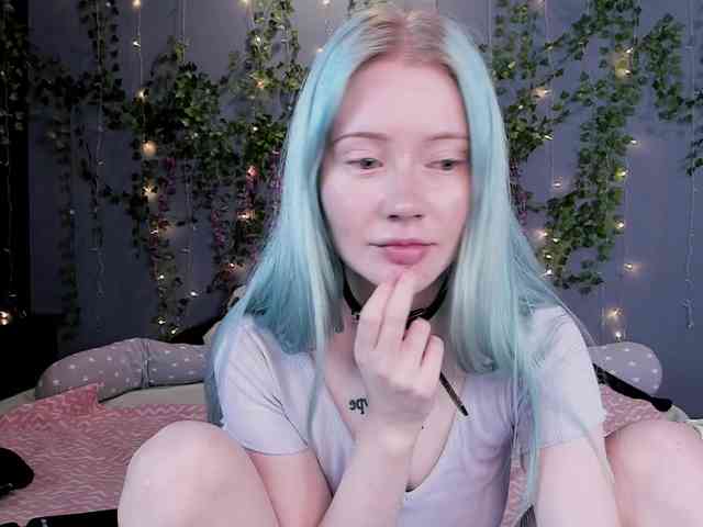 LillieBerry webcam