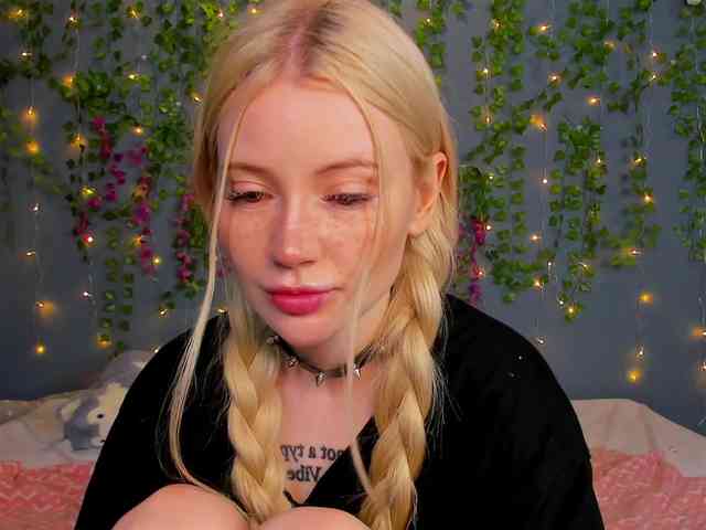 LillieBerry LillieBerry