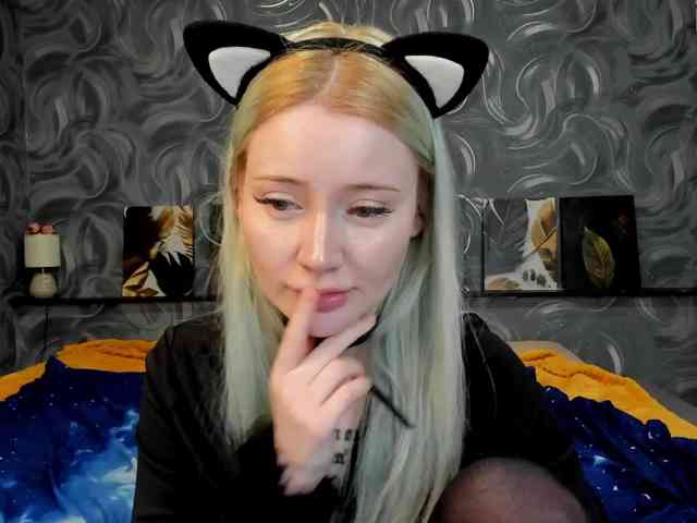 LillieBerry webcam