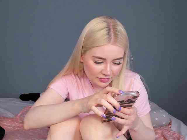 LillieBerry webcam