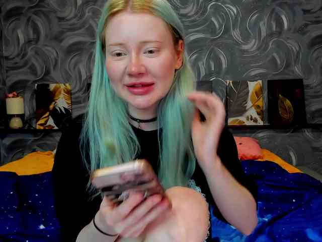 LillieBerry webcam