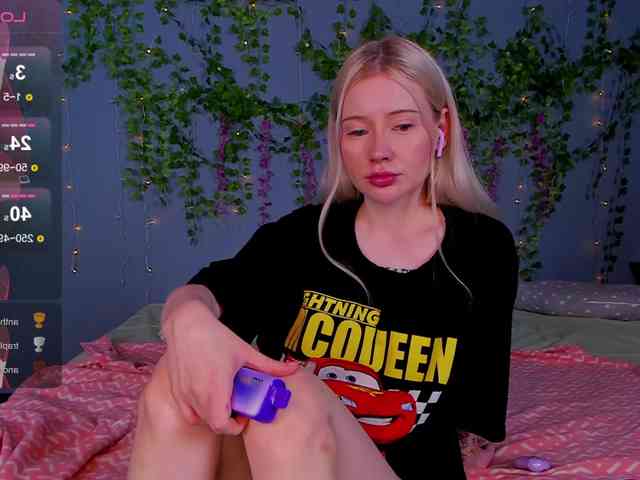 LillieBerry webcam