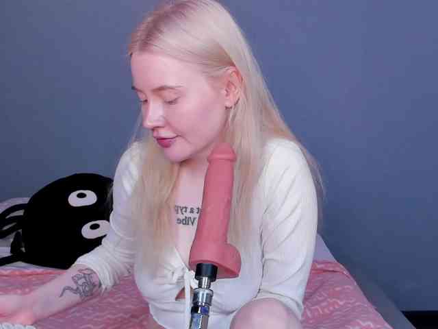 LillieBerry webcam