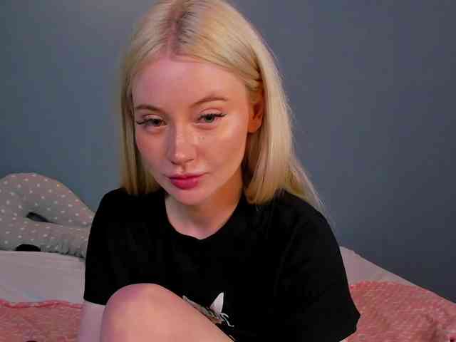 LillieBerry webcam