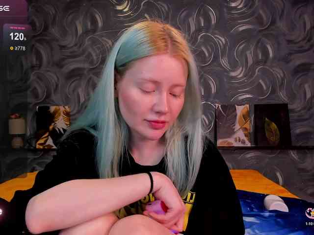 LillieBerry webcam