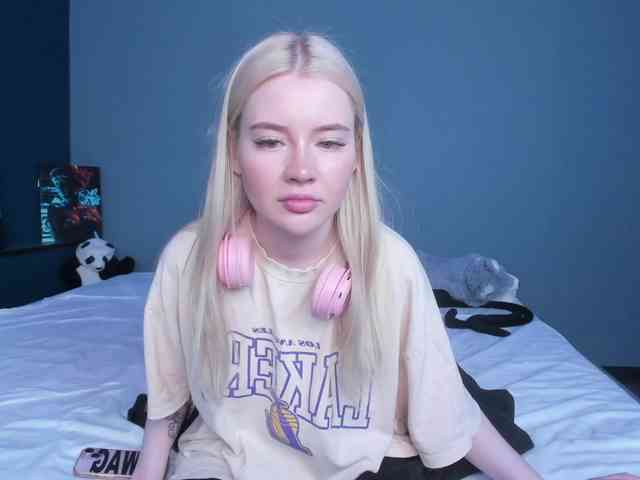 LillieBerry webcam