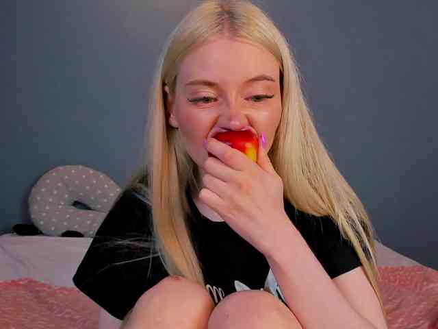 LillieBerry webcam