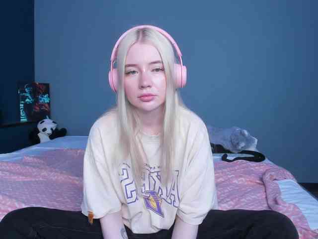 LillieBerry webcam
