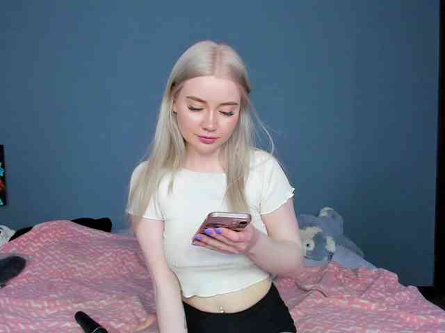 LillieBerry webcam
