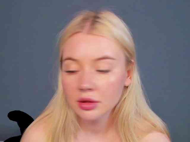 LillieBerry webcam