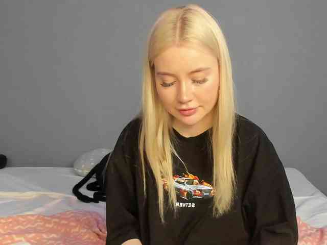 LillieBerry webcam