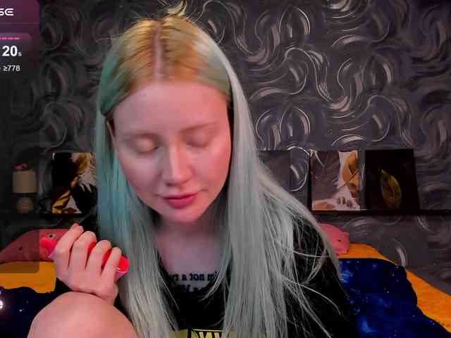 LillieBerry webcam