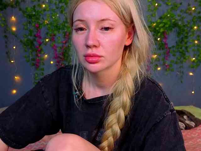 LillieBerry webcam