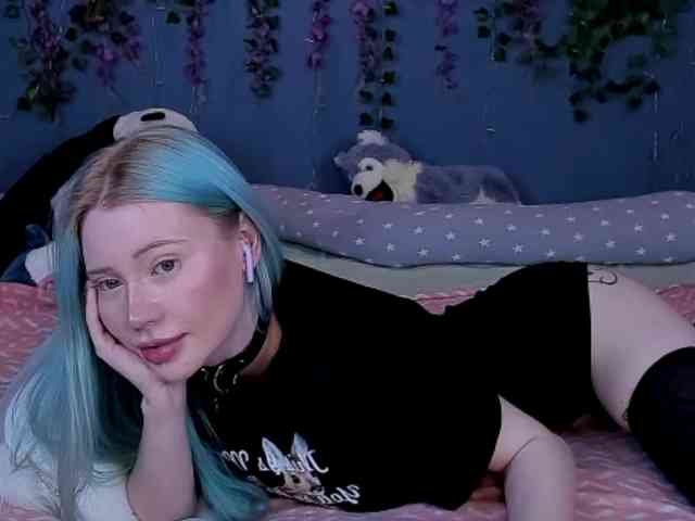 LillieBerry webcam