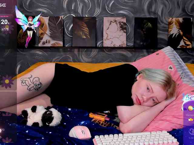 LillieBerry webcam