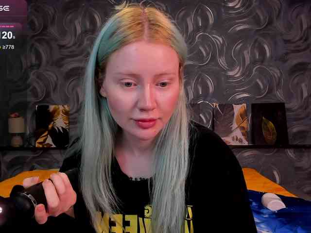 LillieBerry webcam