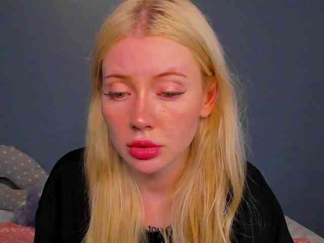 LillieBerry webcam
