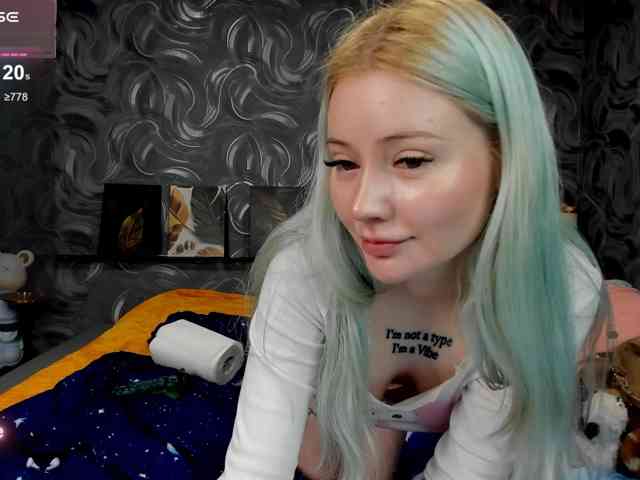 LillieBerry webcam