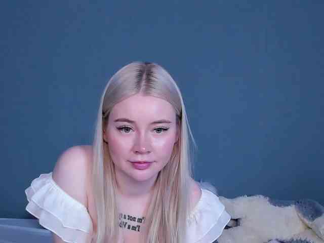 LillieBerry webcam