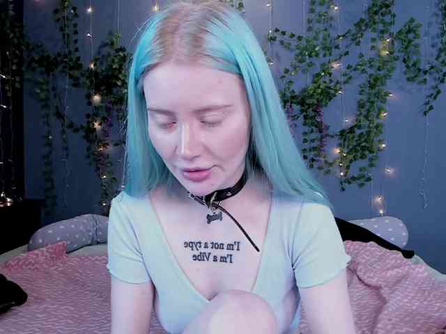LillieBerry webcam