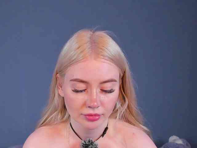 LillieBerry webcam