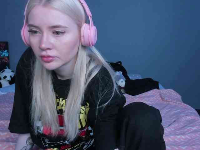 LillieBerry webcam