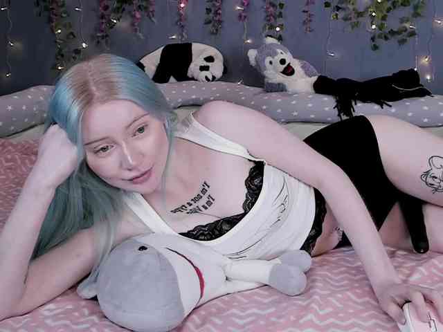 LillieBerry webcam