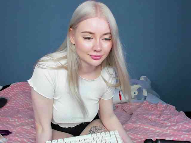 LillieBerry webcam
