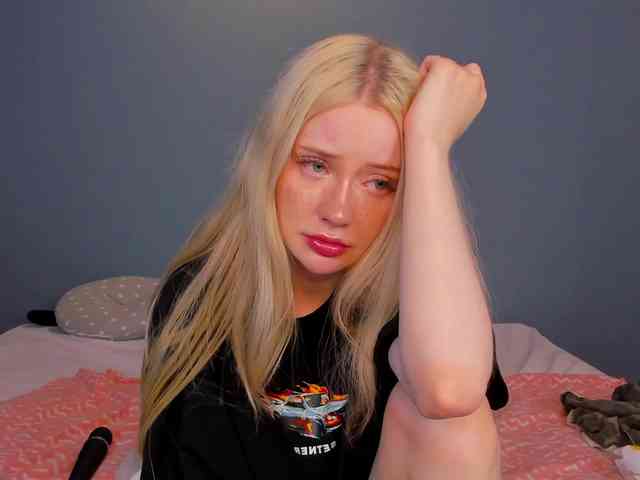 LillieBerry webcam