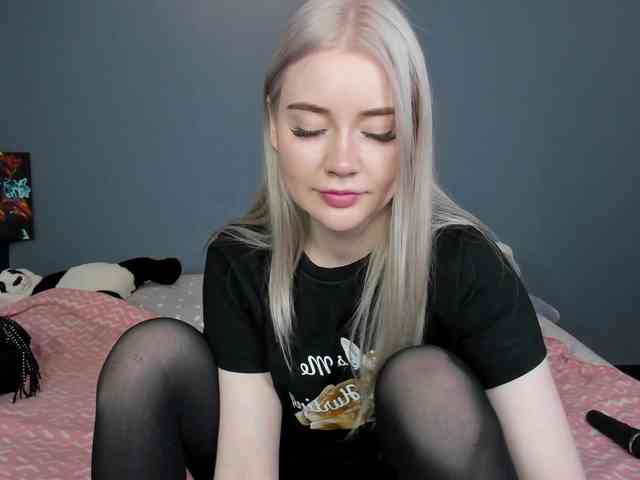 LillieBerry webcam