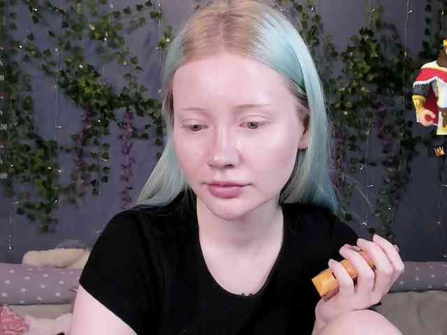 LillieBerry LillieBerry