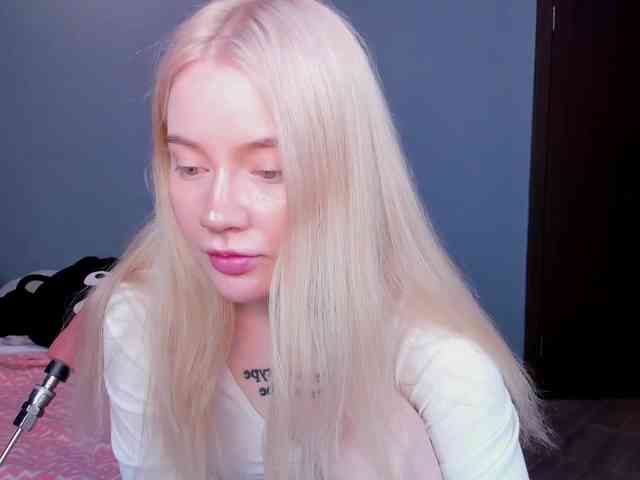 LillieBerry webcam