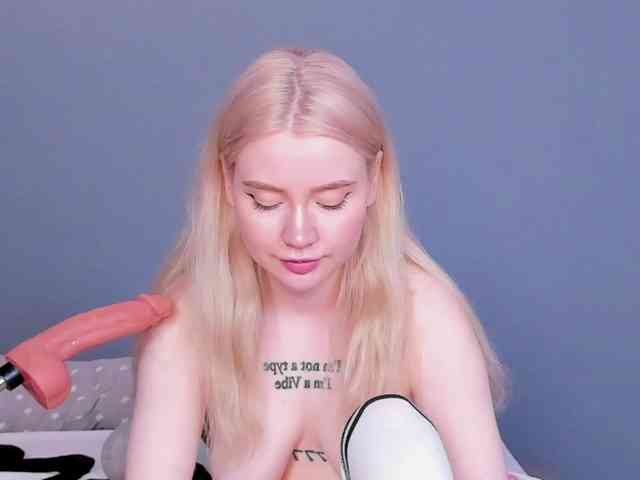 LillieBerry webcam