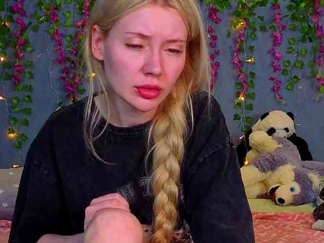 LillieBerry webcam
