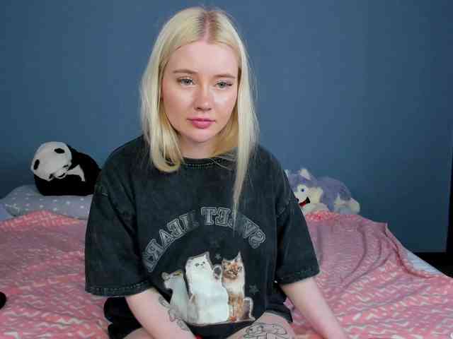 LillieBerry webcam