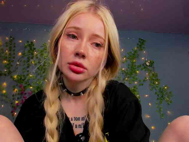Modella: LillieBerry
