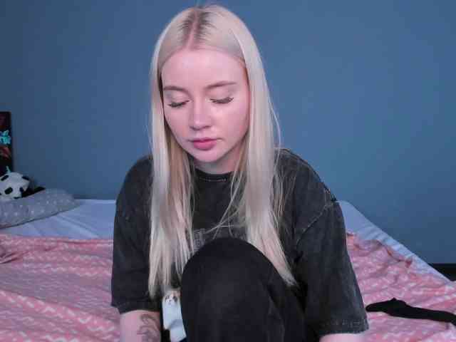 LillieBerry webcam