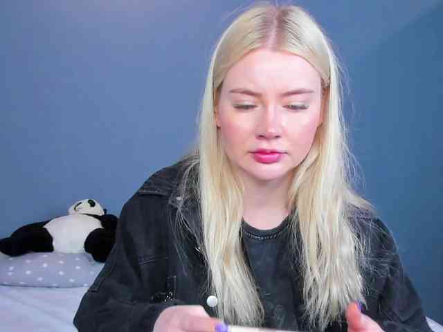 LillieBerry webcam