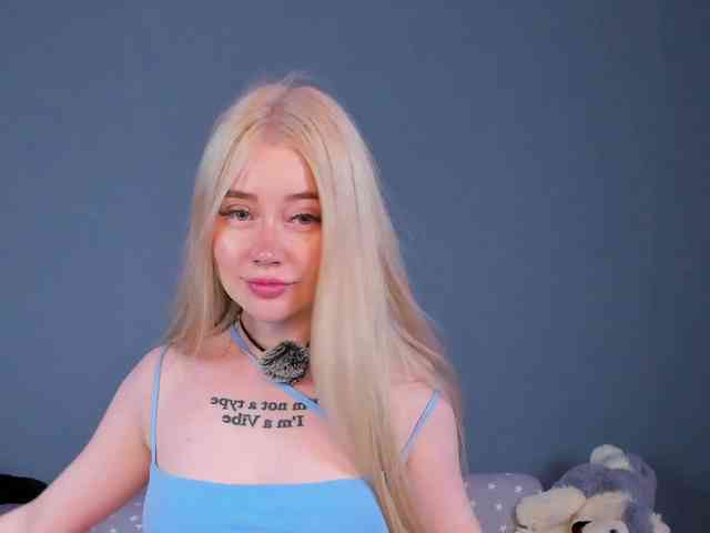 LillieBerry webcam