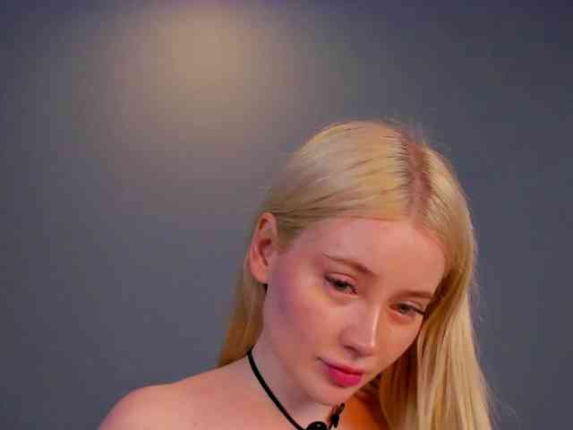 LillieBerry webcam